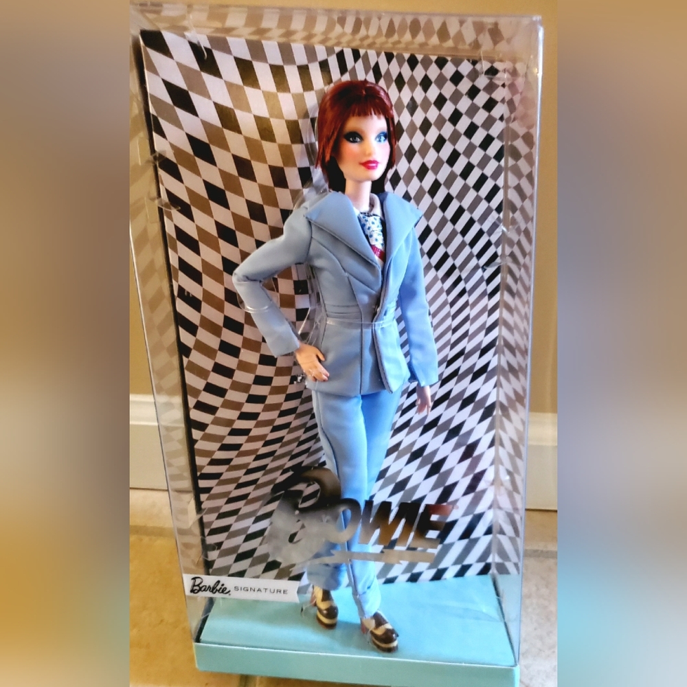 Barbie signature David Bowie Barbie #2 limited edition